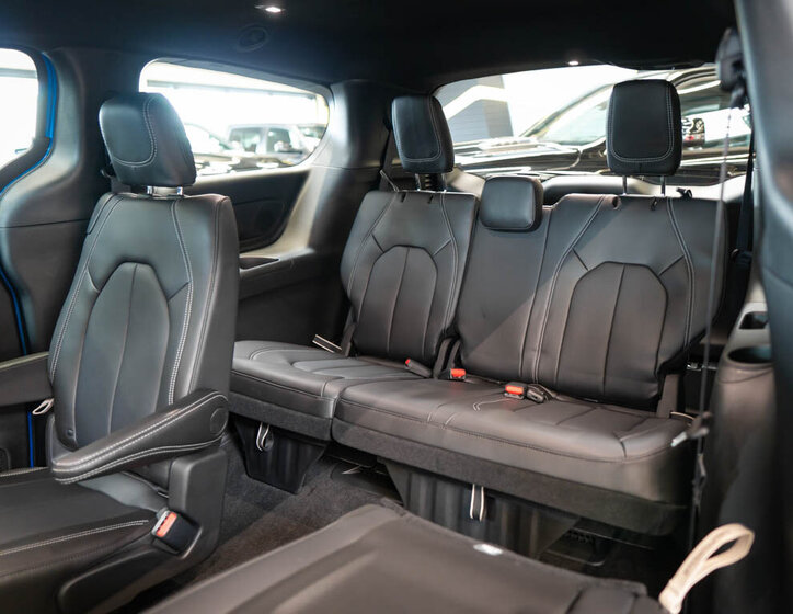 Chrysler Pacifica MPV 3,6 l 221 kw