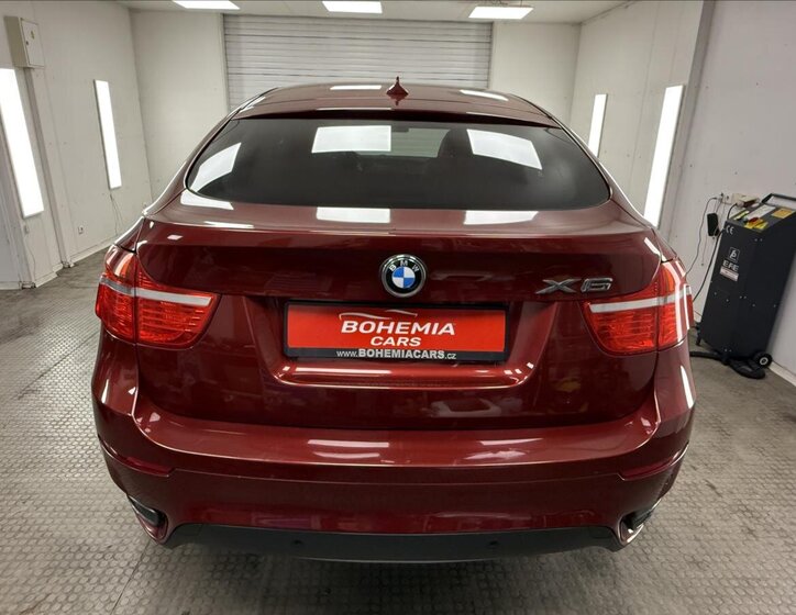 BMW X6 SUV 3,0 l 225 kw