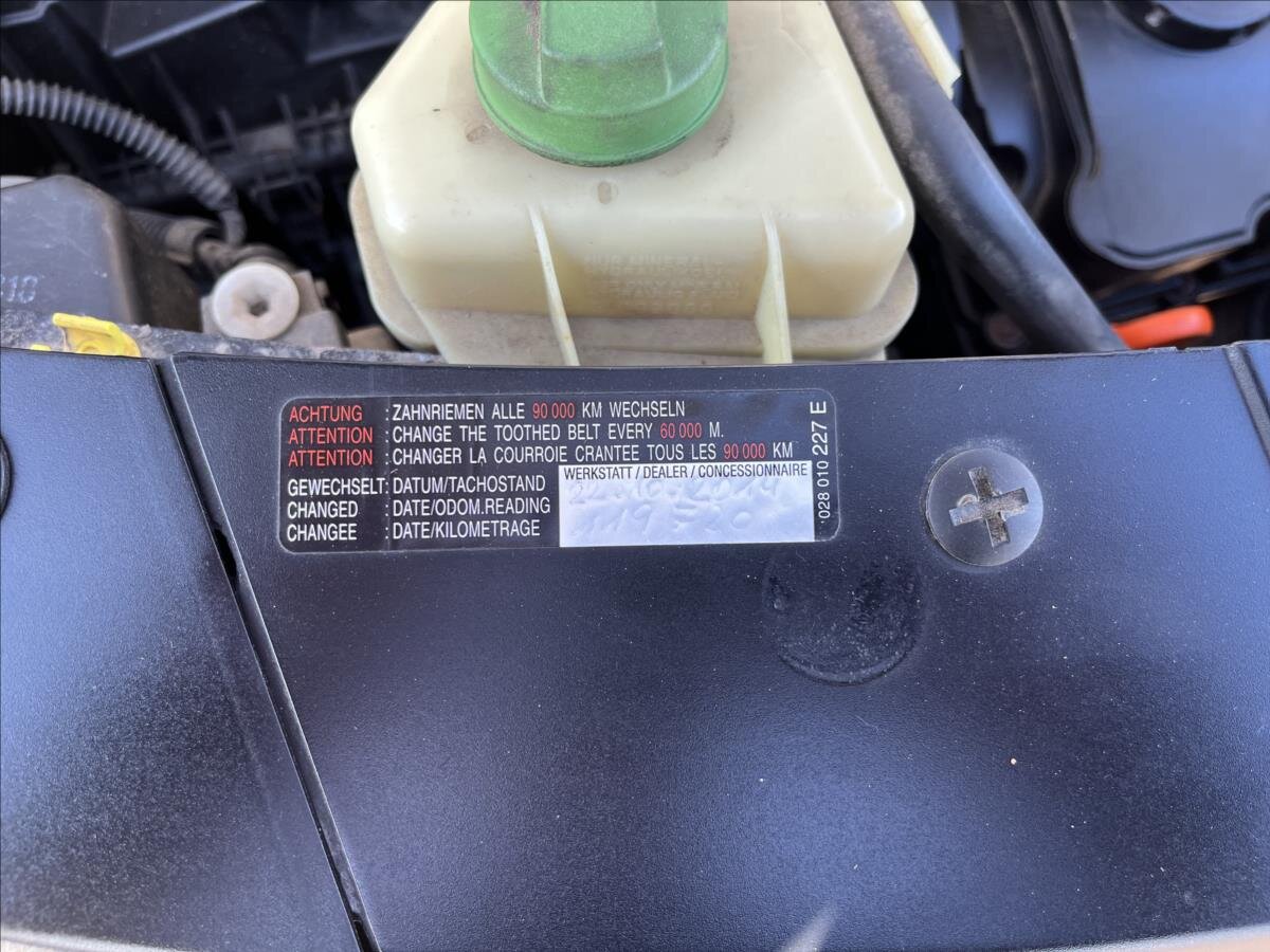 Volkswagen Transporter Valník 1,9 l 75 kw