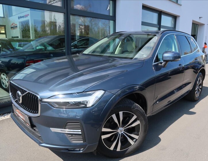Volvo XC60 SUV / Terénní 2,0 l 145 kw