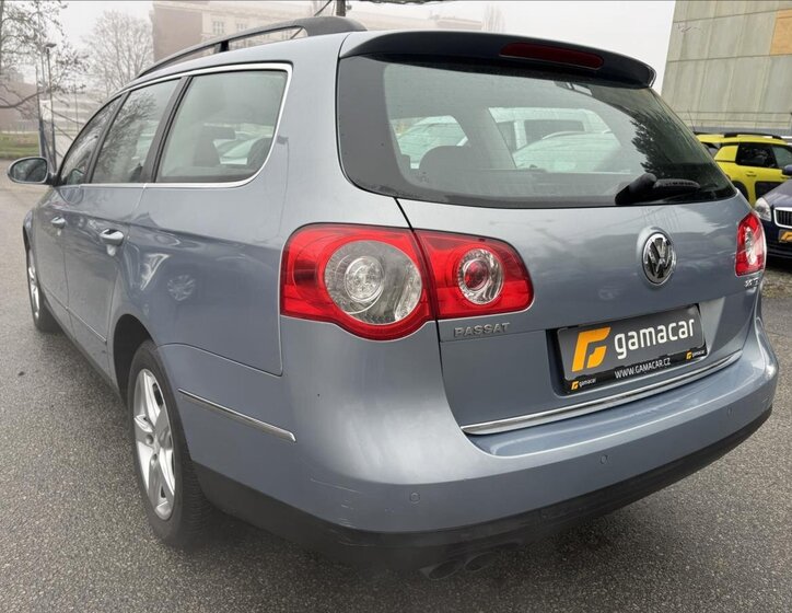 Volkswagen Passat Kombi 2,0 l 103 kw