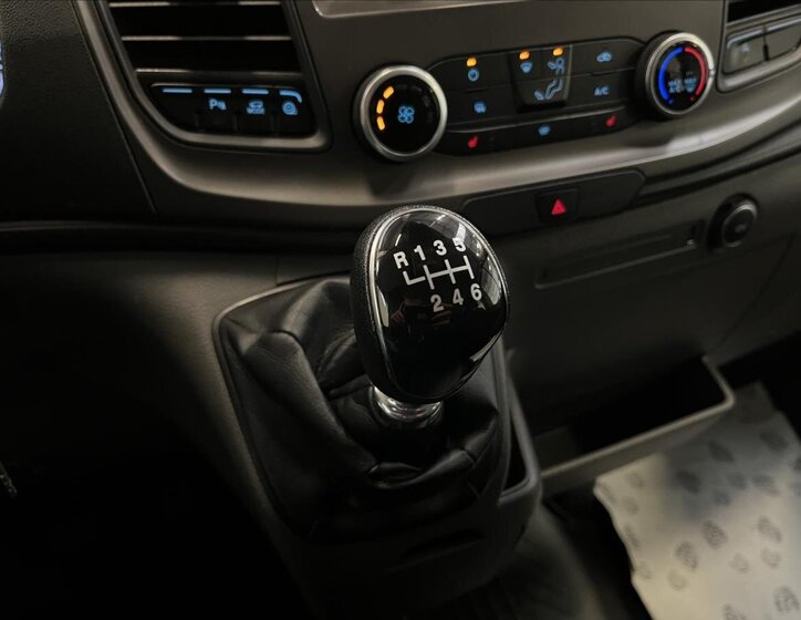 Ford Transit Kombi 2,0 l 125 kw