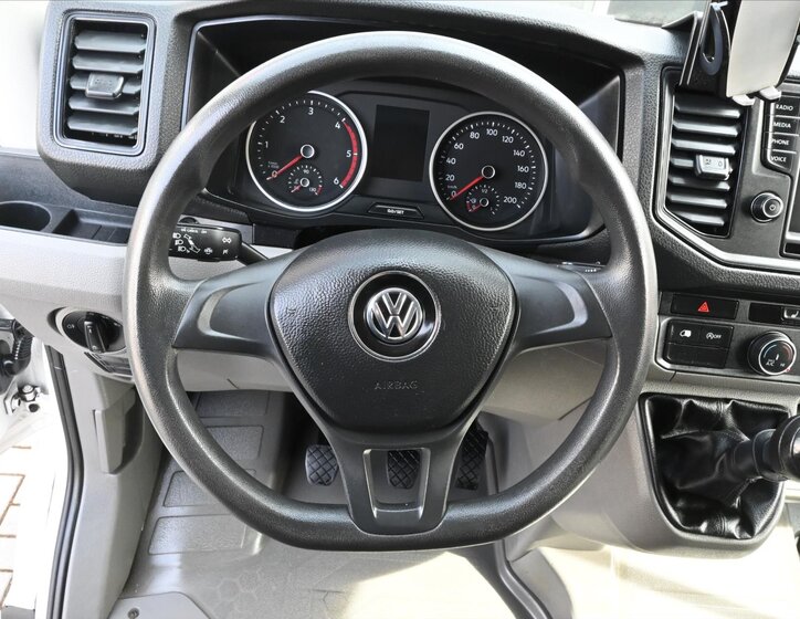 Volkswagen Crafter Skříň 2,0 l 103 kw