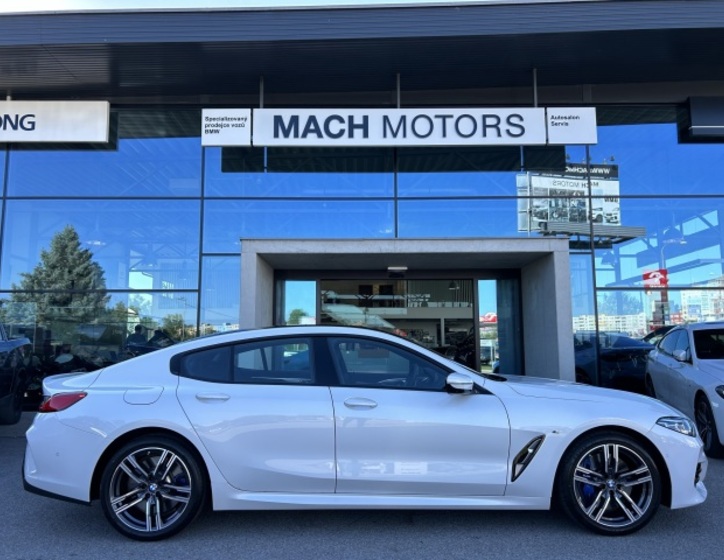BMW Řada 8 5