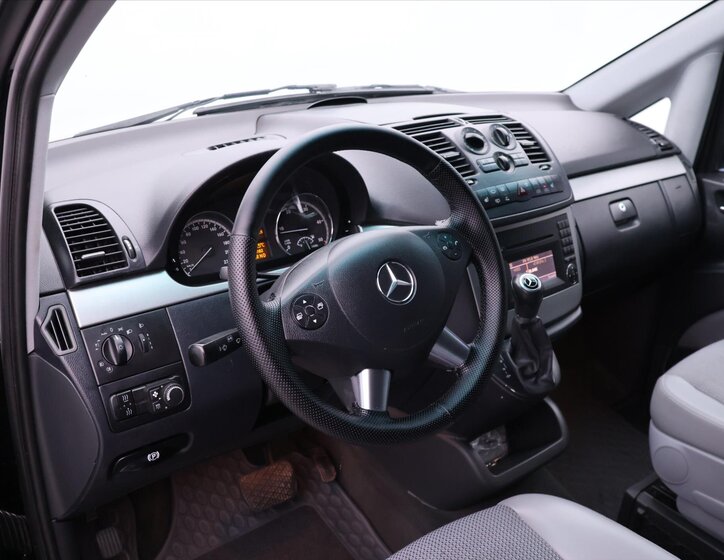 Mercedes-Benz Viano Kombi 2,1 l 120 kw