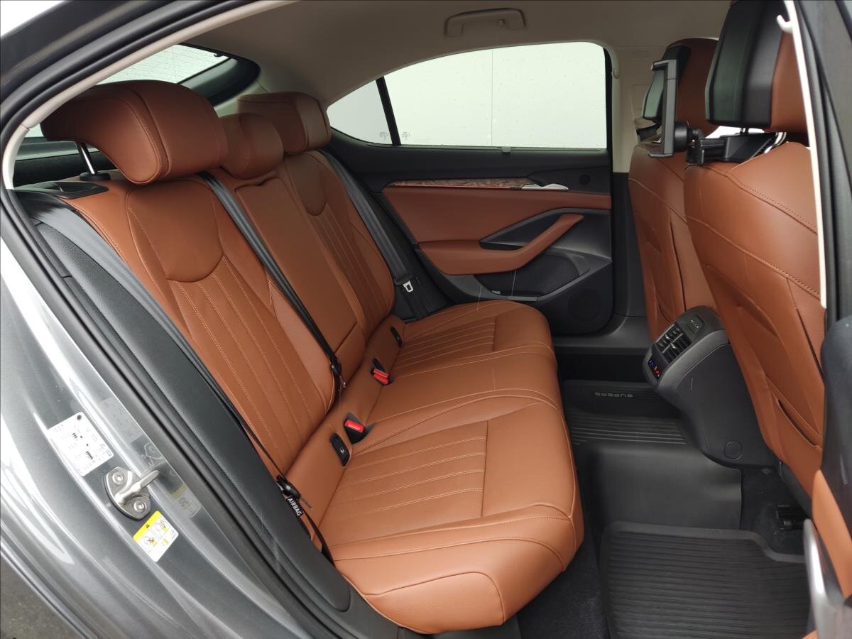 Škoda Superb Liftback 2,0 l 142 kw