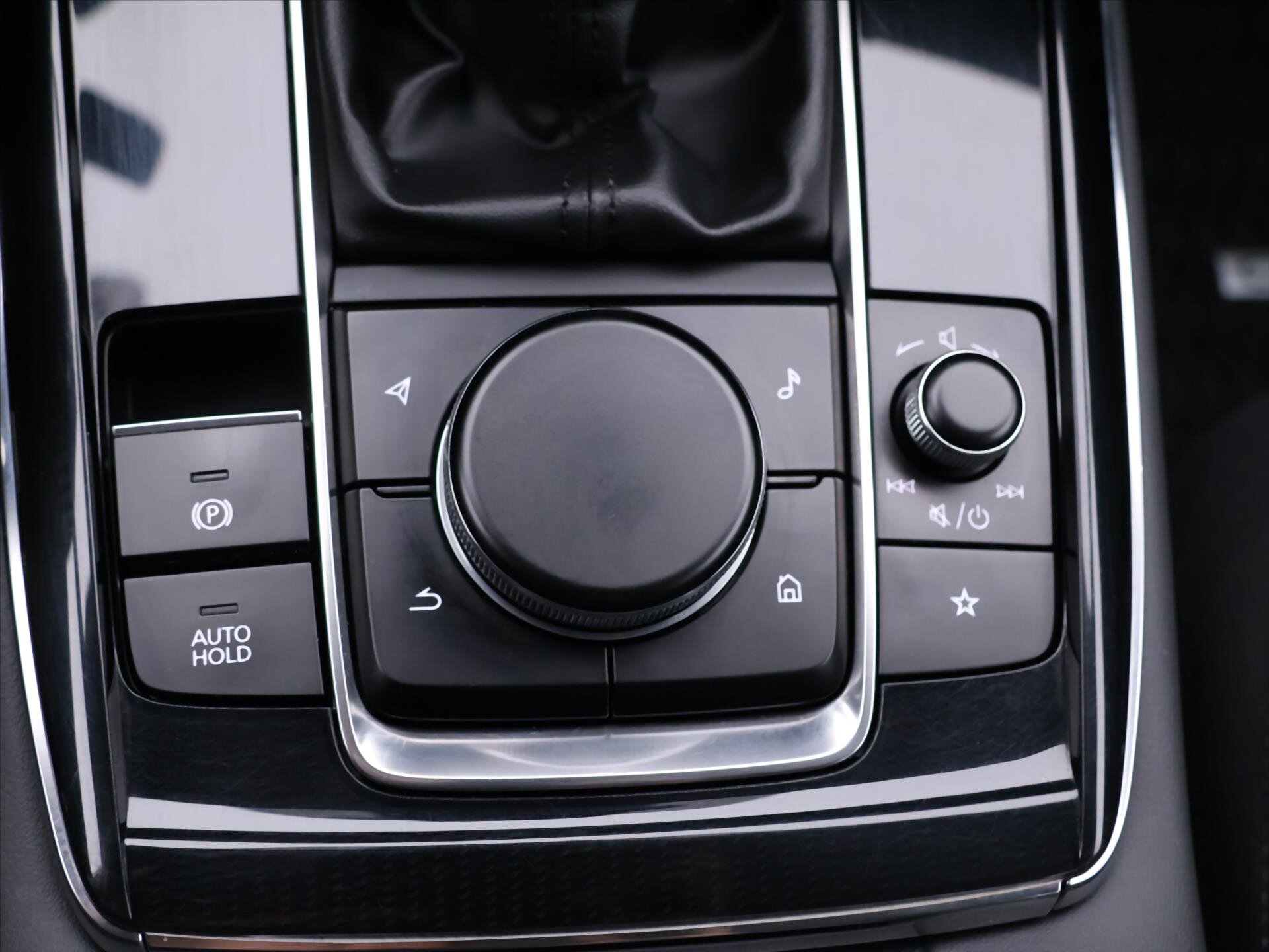 Mazda CX-30 SUV 2,0 l 90 kw