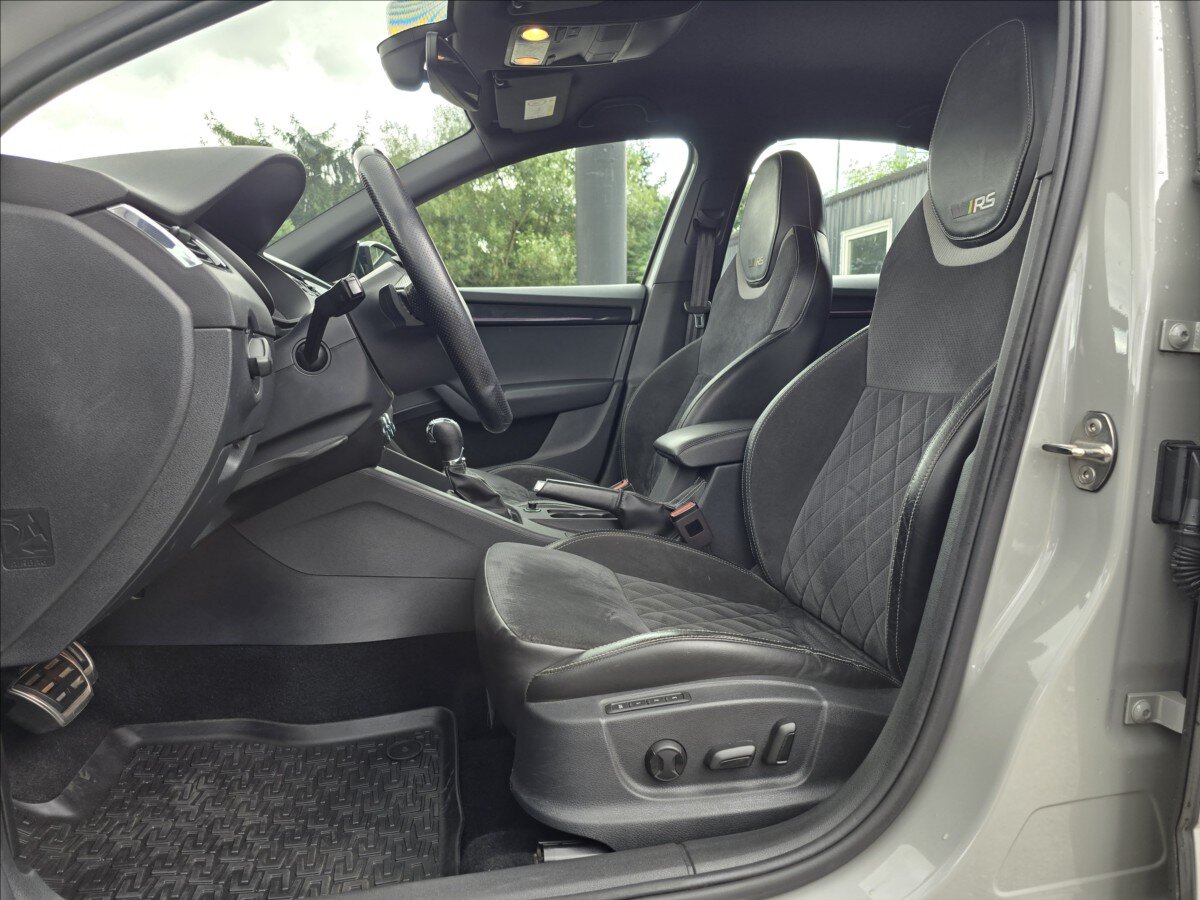 Škoda Octavia Sedan / Limuzína 2,0 l 135 kw