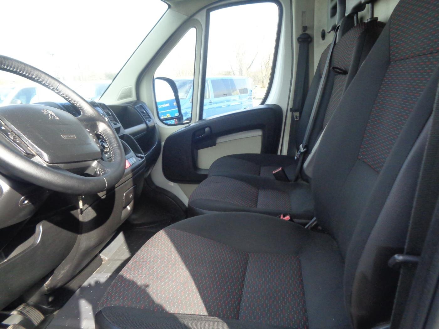 Peugeot Boxer Ostatní 2,0 l 96 kw