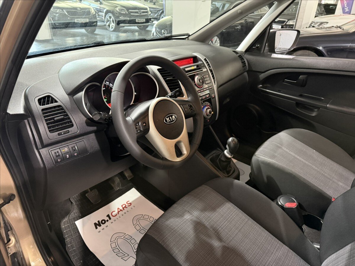 KIA Venga MPV 1,4 l 66 kw