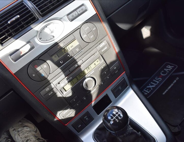 Ford Mondeo Kombi 1,8 l 96 kw