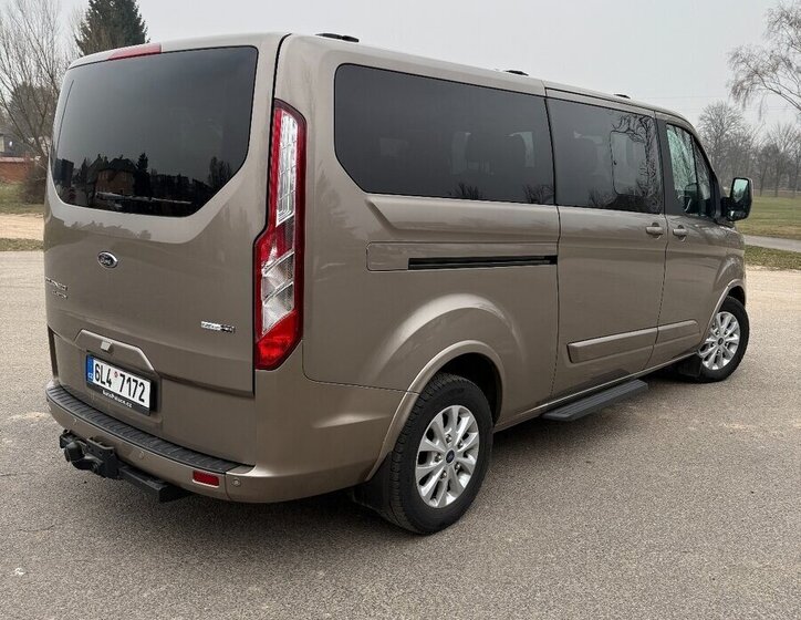 Ford Tourneo Custom VAN-Minibus 0,0 110 kw