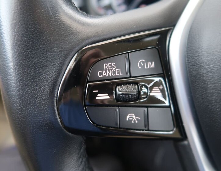 BMW Řada 5 Kombi 2,0 l 140 kw