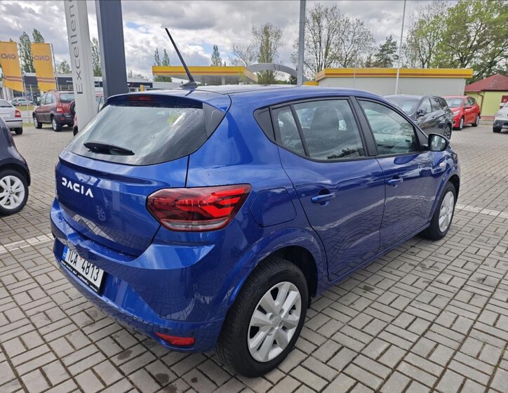 Dacia Sandero Hatchback 999,0 67 kw
