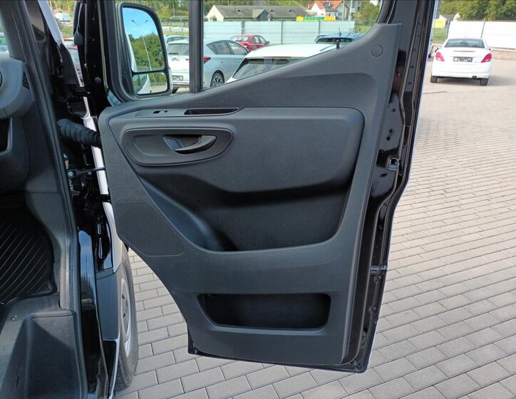 Mercedes-Benz Sprinter Ostatní 3,0 l 140 kw