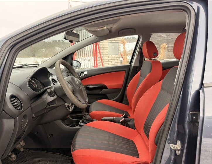 Opel Corsa Hatchback 1,4 l 66 kw