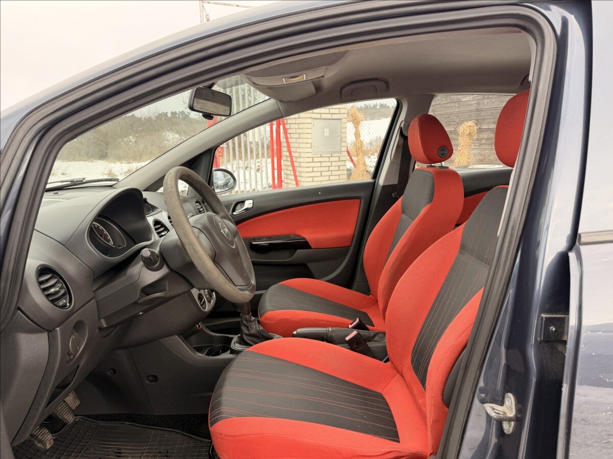 Opel Corsa Hatchback 1,4 l 66 kw