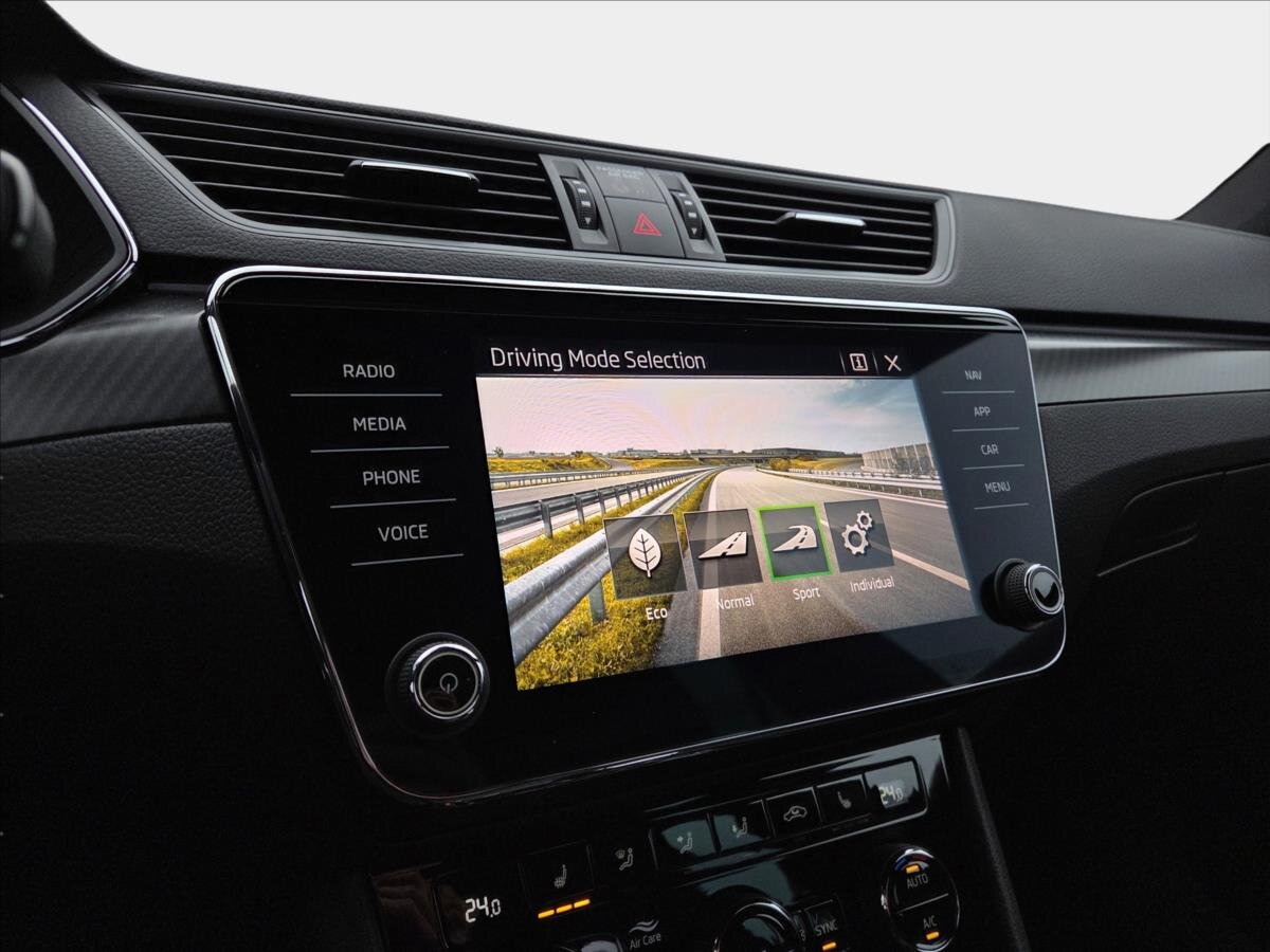 Škoda Superb Kombi 2,0 l 110 kw