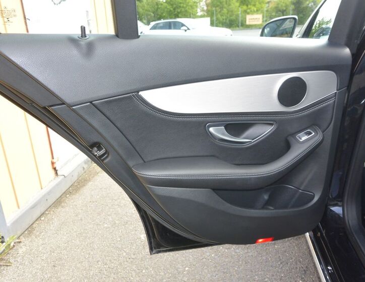 Mercedes-Benz Třídy C 33