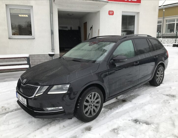 Škoda Octavia Kombi 2,0 l 110 kw