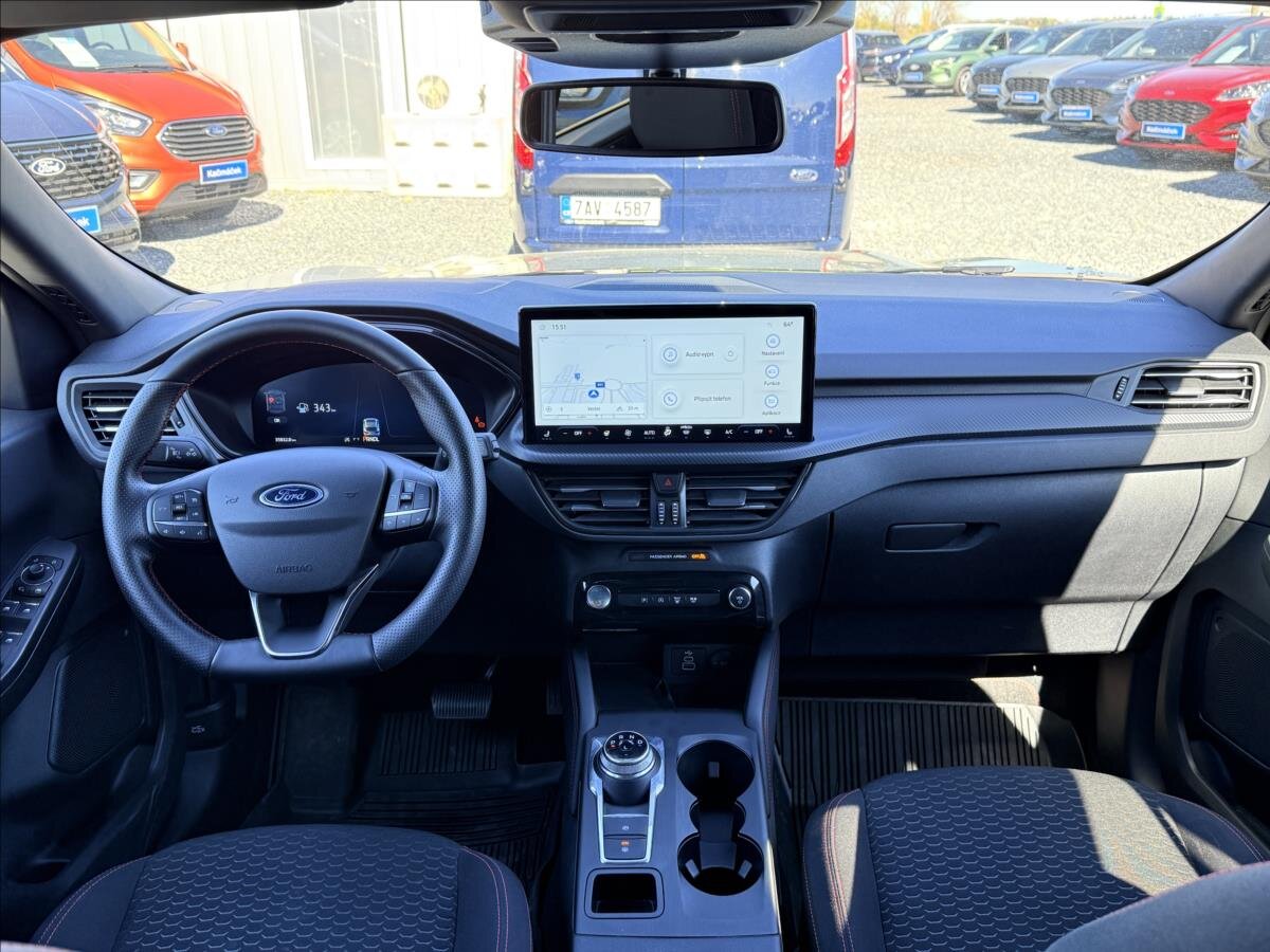 Ford Kuga SUV / Terénní 1,5 l 137 kw