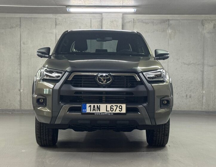 Toyota Hilux Pick-up 2,8 l 150 kw