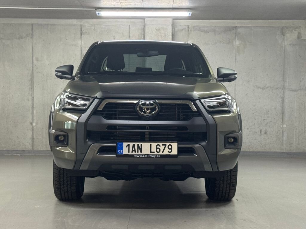 Toyota Hilux Pick-up 2,8 l 150 kw