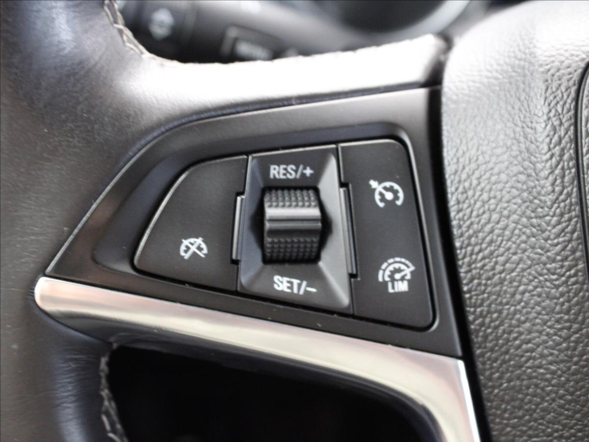 Opel Mokka SUV 1,7 l 96 kw