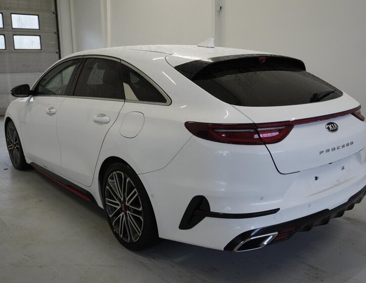 KIA ProCeed Hatchback 1,6 l 150 kw