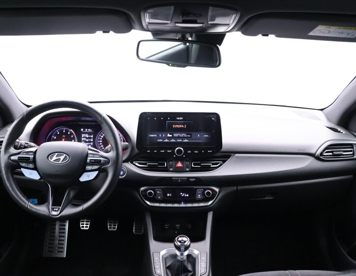 Hyundai i30 Hatchback 2,0 l 206 kw