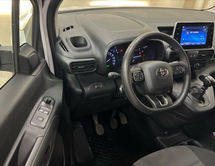 Toyota ProAce Skříň 1,5 l 75 kw