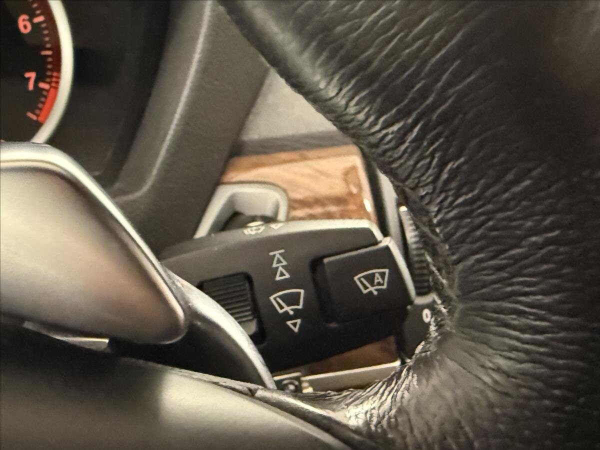 BMW X6 SUV 3,0 l 225 kw