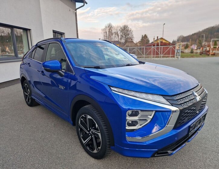 Mitsubishi Ostatní SUV / Terénní 2,4 l 138 kw