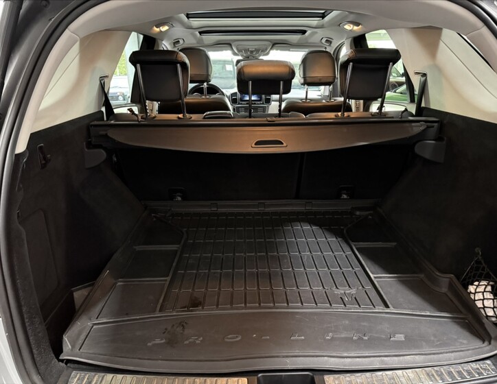 Mercedes-Benz GLE 27