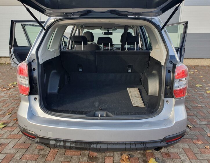 Subaru Forester SUV 2,0 l 108 kw