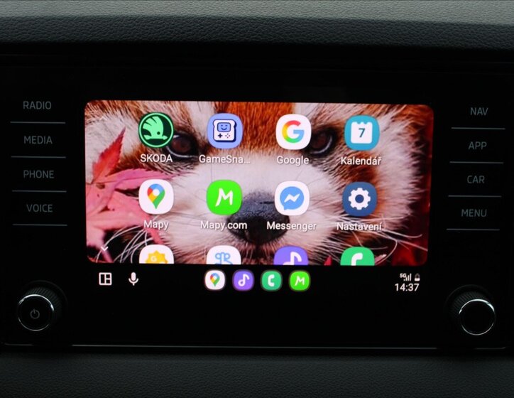 Škoda Karoq SUV 1,5 l 110 kw