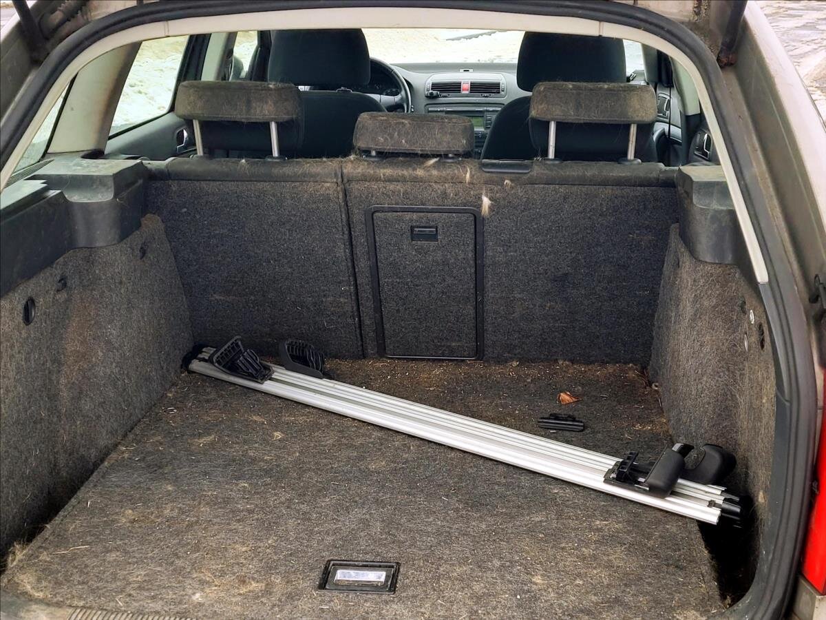 Škoda Octavia Kombi 2,0 l 103 kw