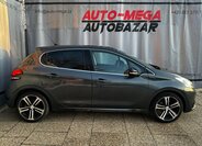 Peugeot 208 Hatchback 1,2 l 81 kw