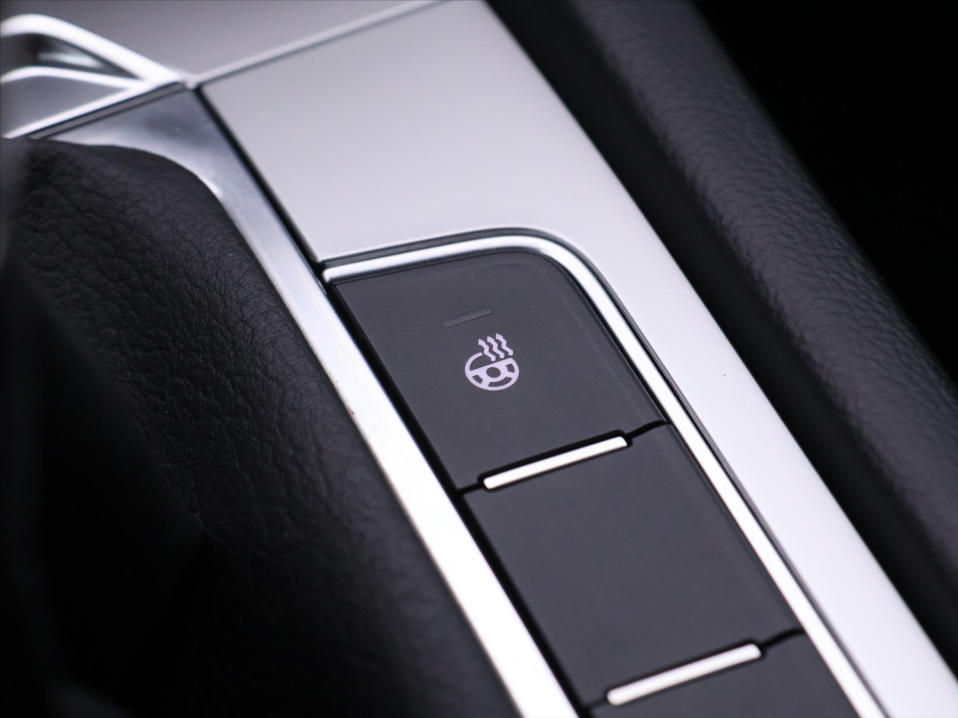 Volkswagen Passat Kombi 2,0 l 110 kw