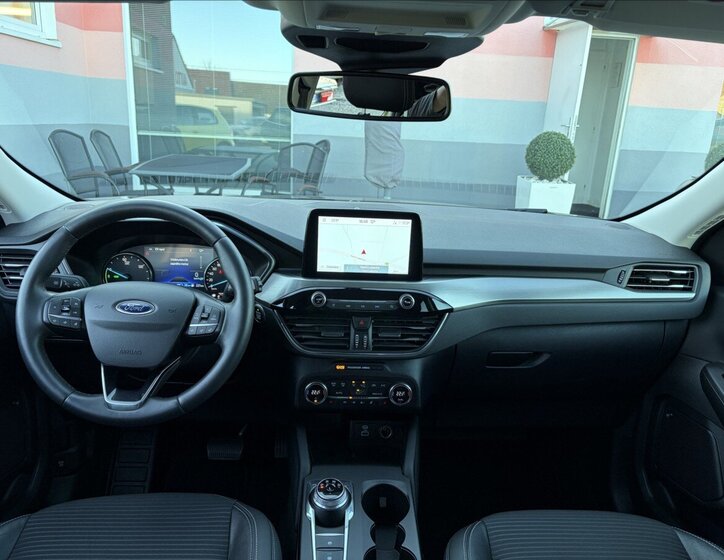 Ford Kuga SUV / Terénní 2,5 l 165 kw