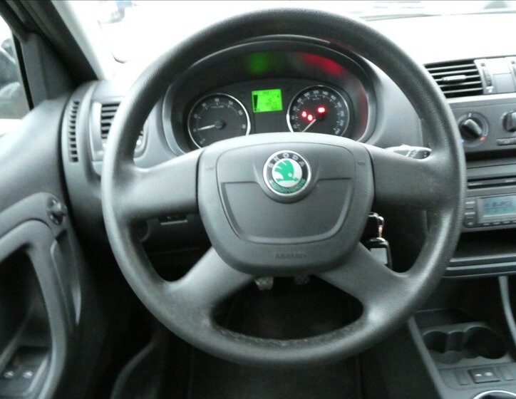Škoda Fabia 24