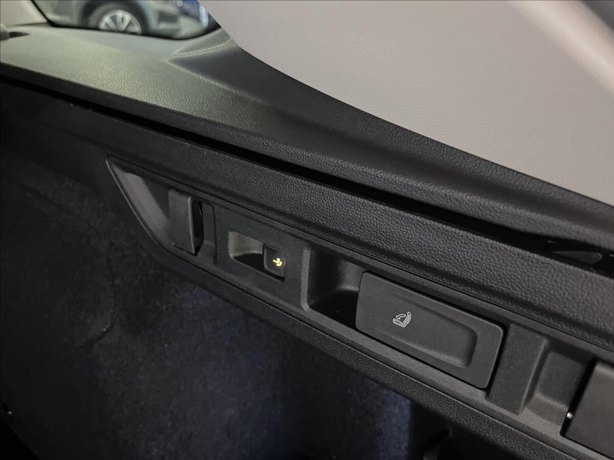 Škoda Superb Kombi 2,0 l 142 kw