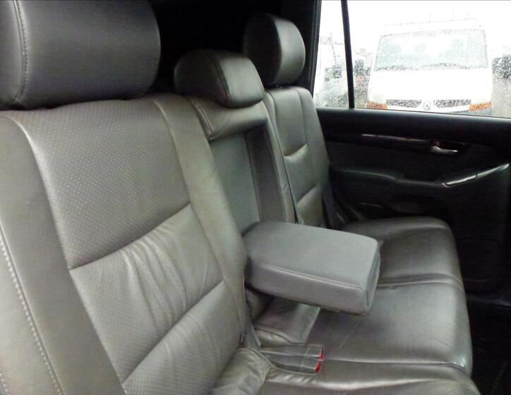 Toyota Land Cruiser 33