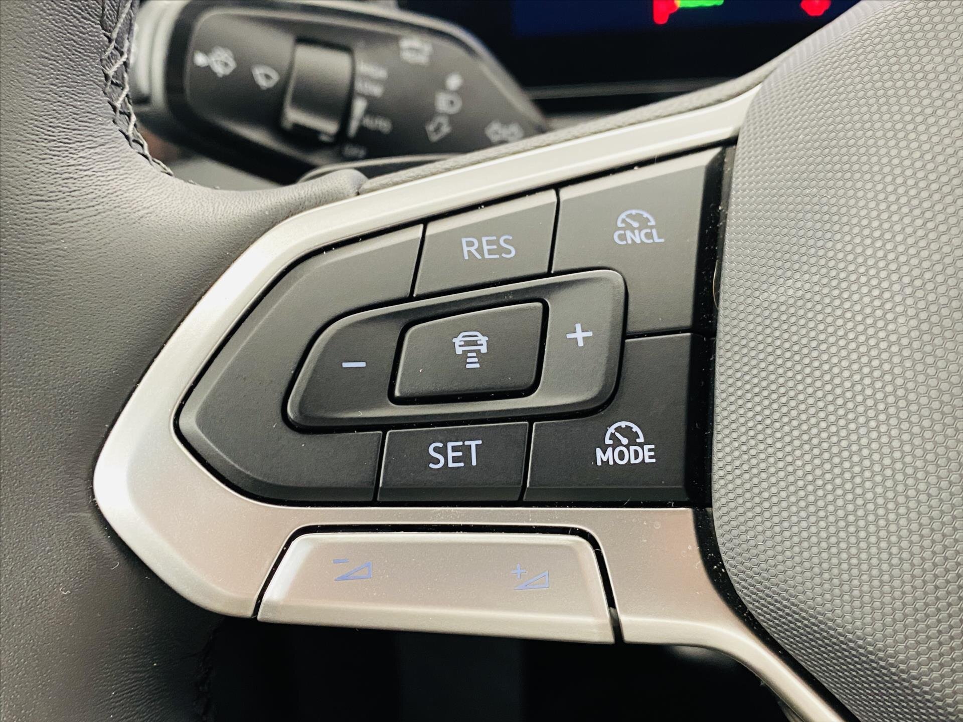 Volkswagen Tiguan SUV / Terénní 1,5 l 110 kw