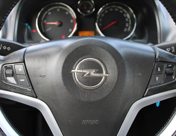 Opel Antara SUV / Terénní 2,0 l 110 kw
