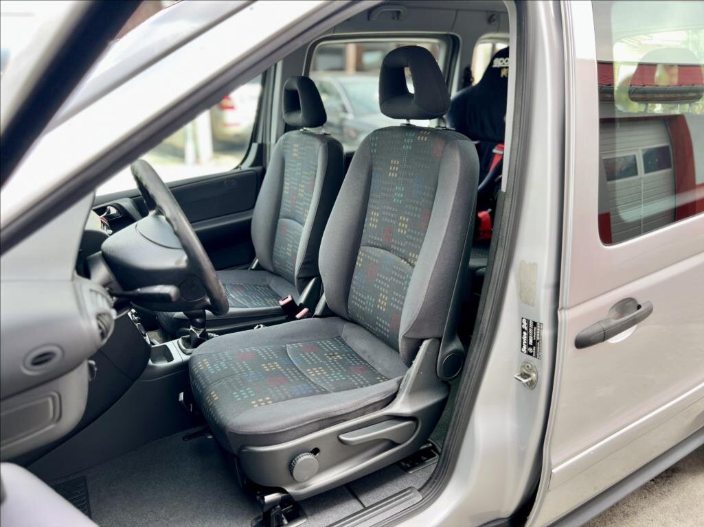 Mercedes-Benz Vaneo MPV 1,7 l 67 kw