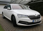 Škoda Superb 9