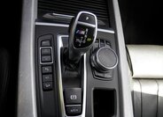 BMW X5 SUV 3,0 l 280 kw