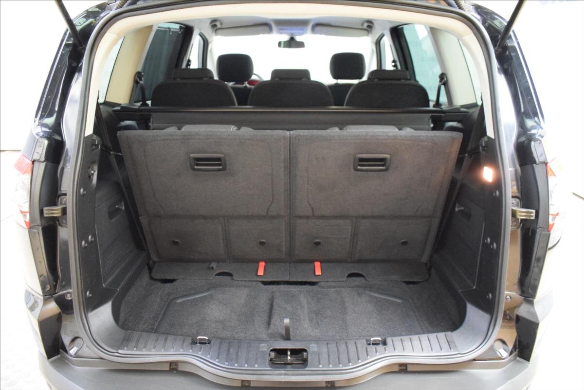 Ford S-MAX MPV 1,6 l 118 kw