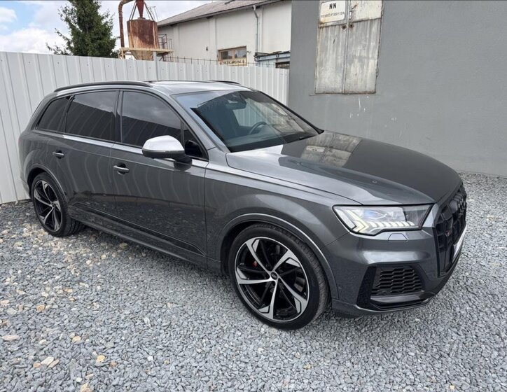 Audi SQ7 Kombi 4,0 l 320 kw